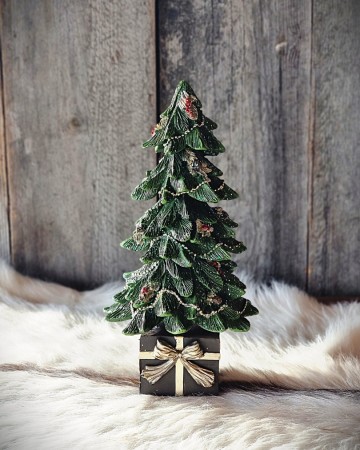 Julegran med pakke XL